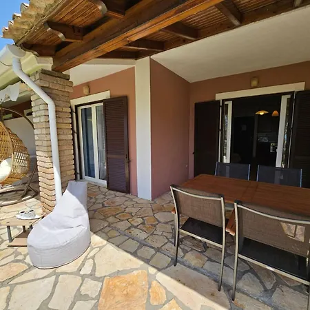 Beachfront A3g Apartment