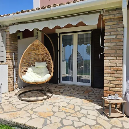 Corfu Menigos 5-8 * גליפאדה